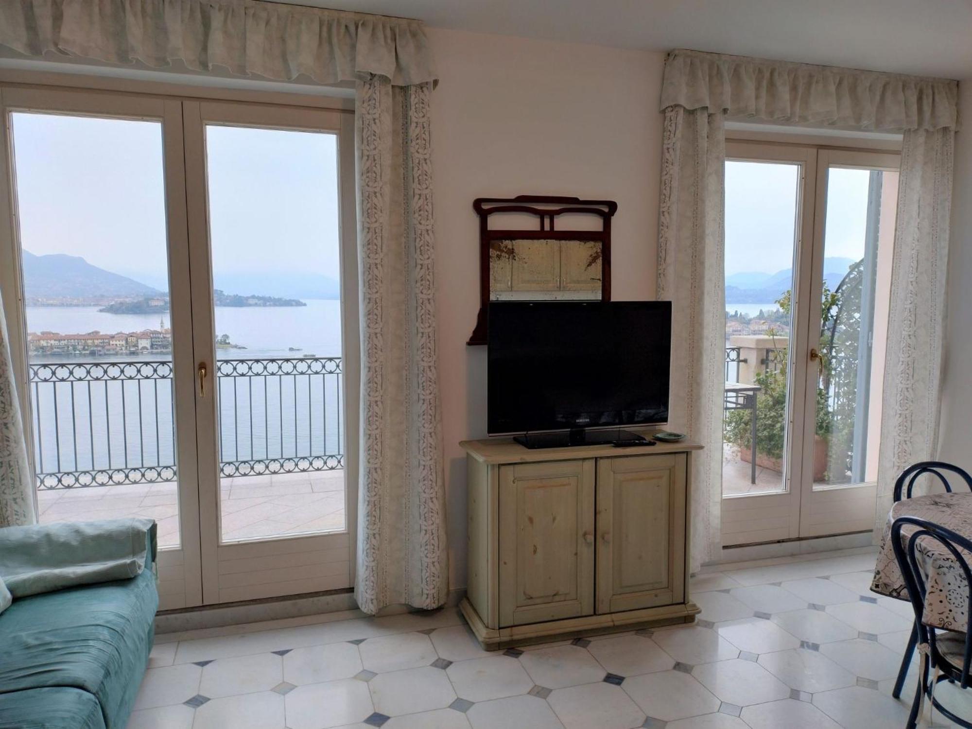 Apartment Punta Borromea By Interhome 斯特雷萨 外观 照片