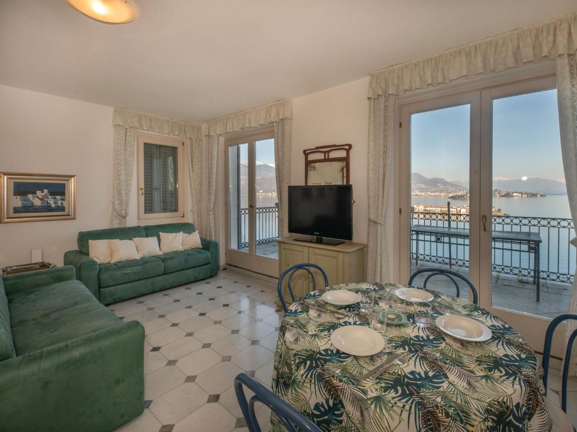 Apartment Punta Borromea By Interhome 斯特雷萨 外观 照片